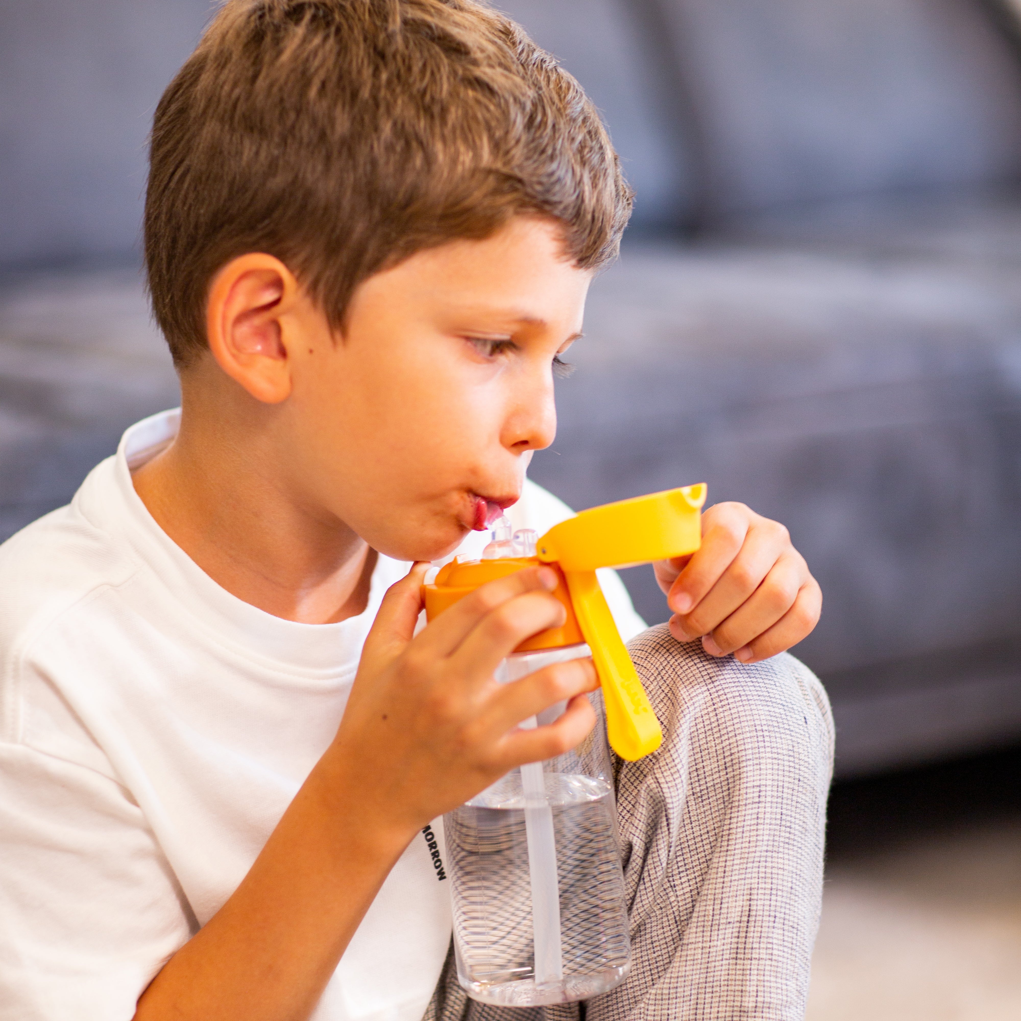 EMI Trinkflasche Tritan für Kinder mit Strohhalm 500ml